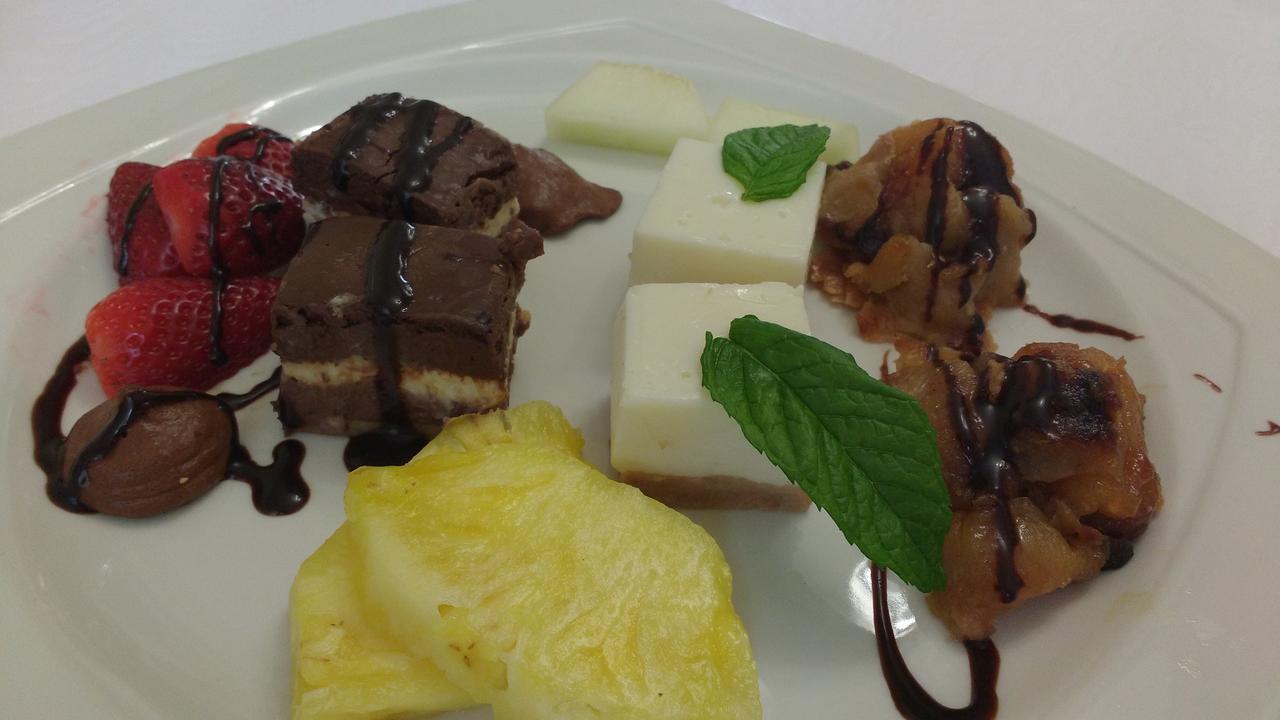 Ca L'Amadeu Hotel Vilanova de Escornalbou Kültér fotó