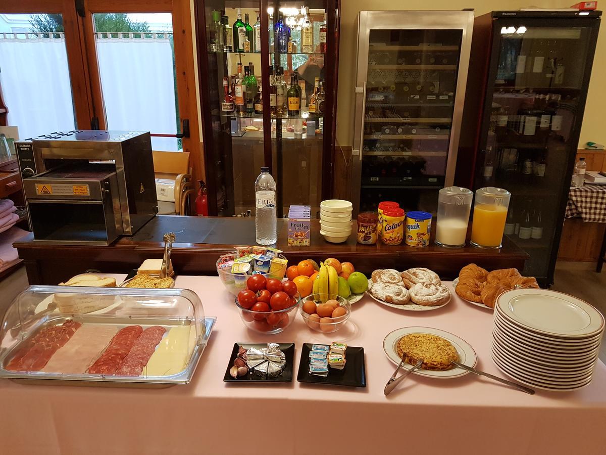 Ca L'Amadeu Hotel Vilanova de Escornalbou Kültér fotó