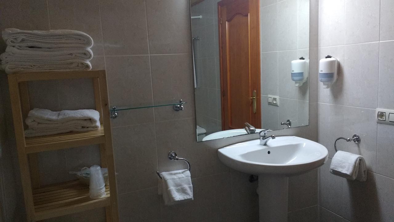 Ca L'Amadeu Hotel Vilanova de Escornalbou Kültér fotó