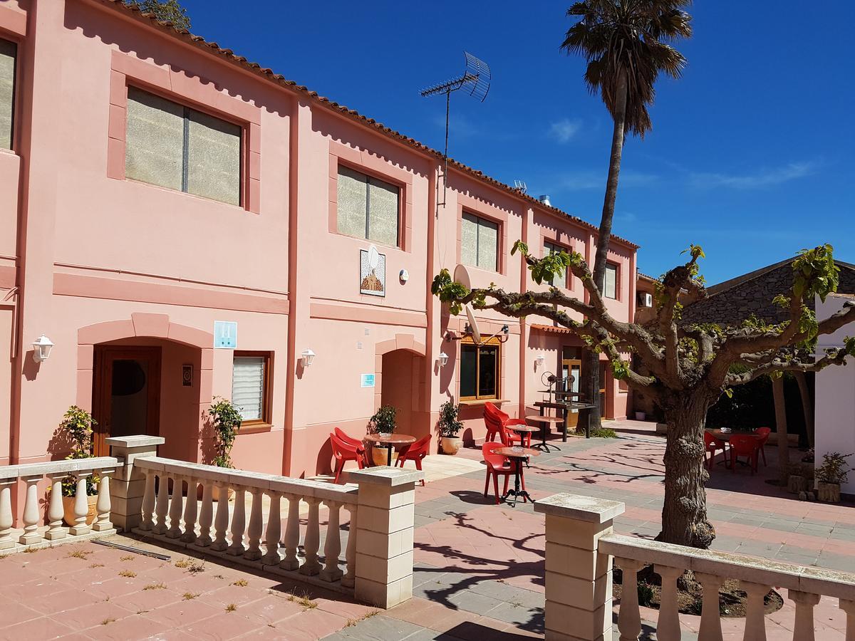 Ca L'Amadeu Hotel Vilanova de Escornalbou Kültér fotó